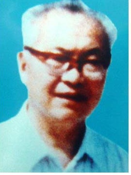 蒋孔阳 （1941届）