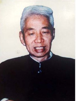 卞季萱 （1937届）