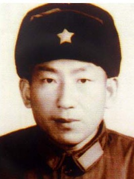 马  华 （1942届）