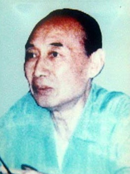 吴 文 （1937届）