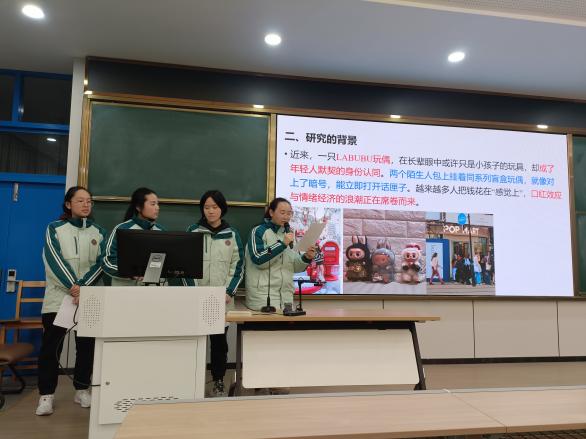 8734708b51e96db7a23dfa0a791de716